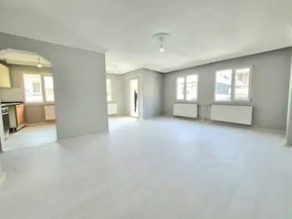 K.yaka Alaybey Merkezde D.gazlı Çift Cephe Köşe Bina 3+1 145m2 K.yaka Alaybey Merkezde D.gazlı Çift Cephe Köşe Bina 3+1 145m2