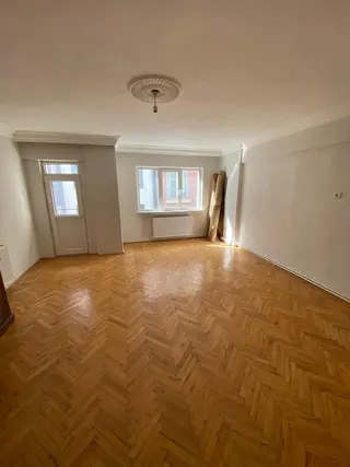 Eskişehir Ömerağa Da Gazi İlkokuluna Bitişik Ara Kat 3+1 Satılık Daire Eskişehir Ömerağa Da Gazi İlkokuluna Bitişik Ara Kat 3+1 Satılık Daire
