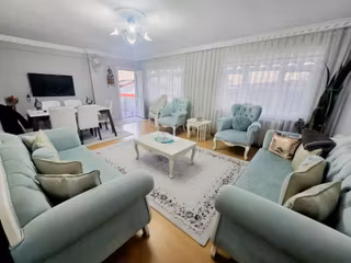 Mimar Emlak'tan Satılık 2+1 120m² Cadde Üzeri Masrafsız 3. Kat