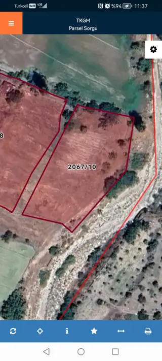 Beypazarı Hacıkara'da 510 M2 Hisse