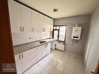 (kyra Yapı) Akşemsettin Site De 2+1 Bakımlı Yüksek Giriş Daire