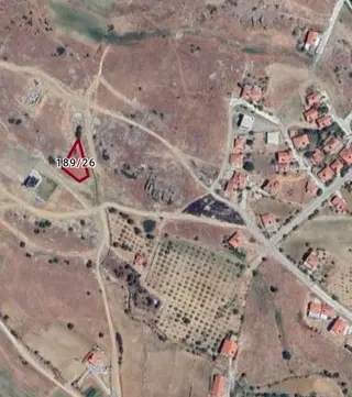 Eşme Cumhuriyet Mahallesi’nde Fırsat Satılık 605 M² Arsa