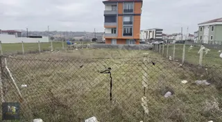 Kızılpınar Mahallesinde Yerleşim İçinde Satılık 517 M2 4 Kat