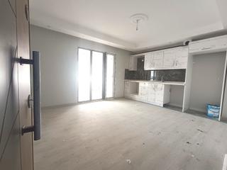 Havuzlar Mah.polis Karakolu Altında2+1yüksek Giriş Satılık Daire