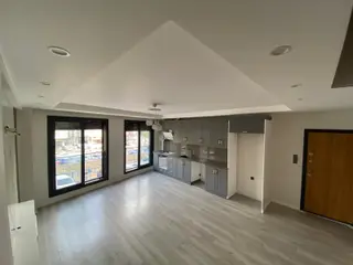 Bornova Merkezde Satılık Lüx Dublex
