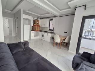 Deka Gayrimenkul'den Tramvayın Altında Cam Balkon Kombili 1+1 Deka Gayrimenkul'den Tramvayın Altında Cam Balkon Kombili 1+1