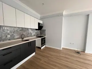 Kaçmaz'dan Tek Yetkili Altıntepe'de Merkezi Konum'da Ara Kat Ferah 2+1