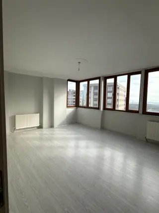 Sultangazi Eski Habibler'de Satılık 2+1 Daire (120m², Otoparklı) Sultangazi Eski Habibler'de Satılık 2+1 Daire (120m², Otoparklı)
