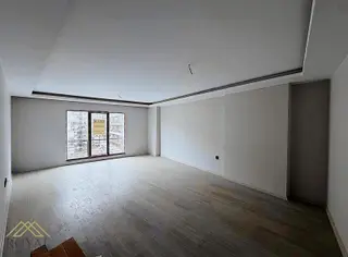 Kaşüstü Merkezde Satılık Daire Kaşüstü Merkezde Satılık Daire