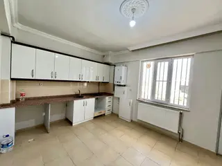Amazon'dan Çocuk Hastanesi Civarı Kiralık Müstakil Daire!!! Amazon'dan Çocuk Hastanesi Civarı Kiralık Müstakil Daire!!!