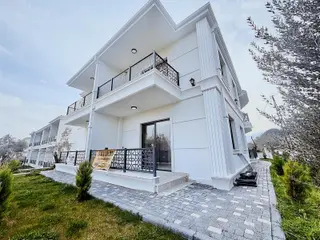 ꔪyalçın'dan ▀▄güre'de Lüks Geniş Bahçe Kullanımlı 2+1 Daire ▀▄