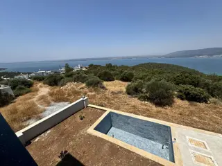 Takas Teklifine Açık Deniz Manzaralı Havuzlu Müstakil Villa Takas Teklifine Açık Deniz Manzaralı Havuzlu Müstakil Villa
