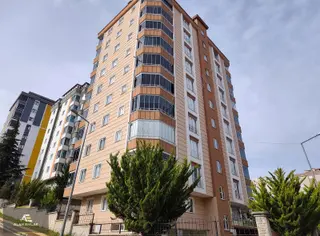 Alan Emlak; Atakent,full Kredi,alparslan Cad.cephe 3+1 Daire