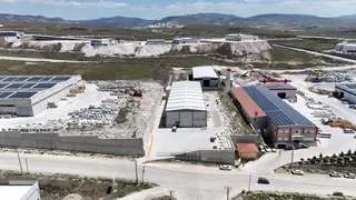 Afyon-iscehisar Organize Sanayi'de 1.350m² Kapalı Alanlı Fabrika