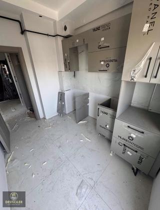 Ad-71 Evler Mahallesi Şehir Hastanesi Yakını 2+0 Lüks Daire