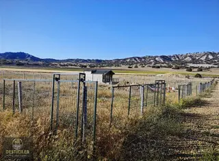 Au Desticiler Kızılinler Köyünde 250m2 Satılık Hobi Bahçeleri