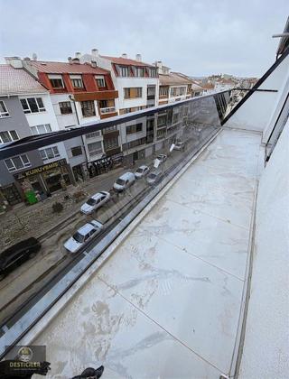 Au-çamlıcada Cadde Üstü-250m2-özel Garajlı-geniş Teraslı-5+1