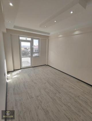 Lt-desticiler Şehir Hasatanesi Yakını Bahçeli Nizam 2+0 Daire