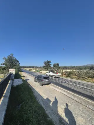 Kuşadası Yeniköy Çınar Kirazlı Bölgesinde Yola Sıfır Arsa