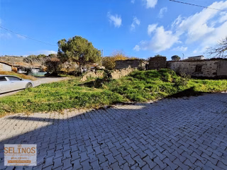 Dikili Yenice Köyünde İmarlı Arsa