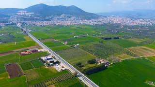 Milas Beçin’de Yola Cepheli 3.220 M² Satılık Tarla