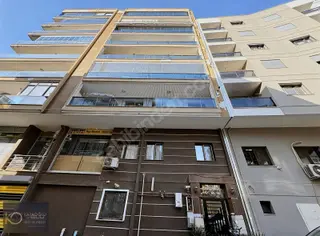 Anadolu Caddesi Üzerinde Ege Üniversitesi Sağlık Bil. Karşısında Anadolu Caddesi Üzerinde Ege Üniversitesi Sağlık Bil. Karşısında