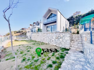 Yaşa Gyd - Toroslar Soğucak 600 M² Arsa İçerisinde Satılık Villa