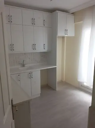 Aysu Konut Emlaktan Kiralık 2+1 Doğalgazlı Asansörlü Otoparklı Manisa Akhisar Reşatbey