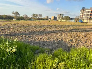 Tepe Bölgesin De Satılık 2.327m Konut İmarlı Arsa