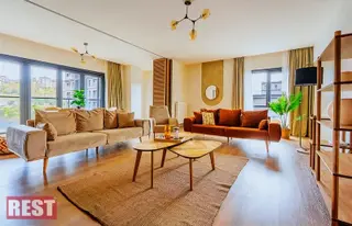 Sıfır Tasarım Eşyalı Ebeveyn Banyolu Balkonlu Kiralık Daire