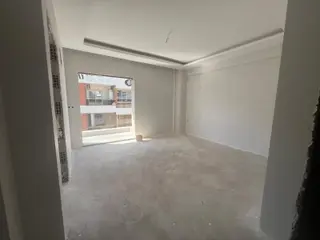 Acil Buca İşçievleri Yakını 1+1 Asansörlü Arakat Sıfır Daireler