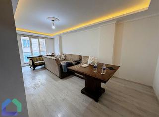 Esenyurt Fatih'te Satılık 2+1 Daire (70m², Hastaneye Yakın)