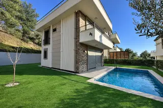 ▀mera Emlaktan Gürede Akıllı Ev Sistemli Havuzlu 4+1 Lüx Villa