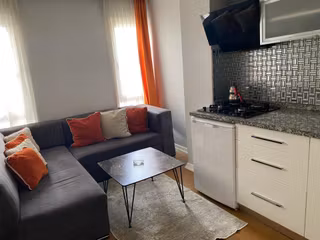 Kızılay Meydanda Super Lux 1+1 1900tl 1.900 Tl