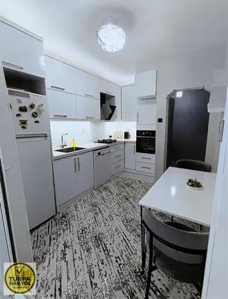 Satilik Firsat Daire 3+1 Kapali Mutfak Masrafsız Geniş Ferah
