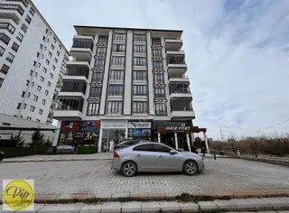 Vip Lineden Yüzakında İntegral Yanı Arakat Satılık 3+1 Daire