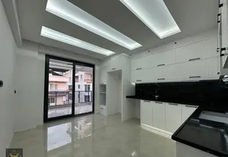 Metrobüse Yakın Konumda Esenyurt Mevlana Mah 3+1 Fırsat Daire