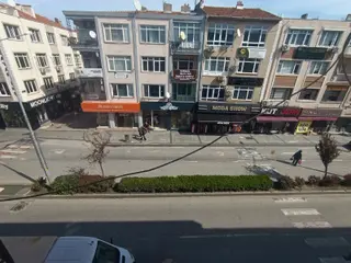 Kiralık 2+1 Ev İş Yeri Ofis Dükkan , Tabela Değeri Yüksek