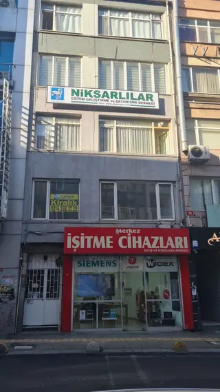 Turyaptan Kadıköy Kuşdili Caddesinde 1.kat İşyerine Kiralık Turyaptan Kadıköy Kuşdili Caddesinde 1.kat İşyerine Kiralık