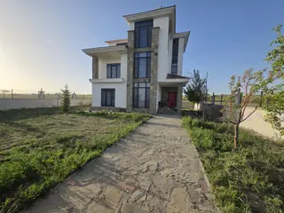 Bardakçı'da Satılık Müstakil Villa