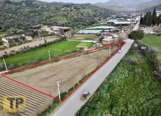 İzmir Tire Sarılar Köyünde Satılık Süper Bir Yer