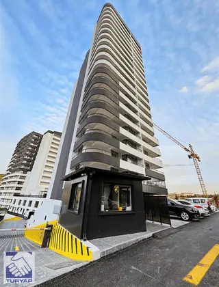 Koru İdeal Sitesinde Büyük Tip 2+1 Ebeveyn Banyolu Harika Konum