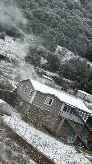 Sahibinden 1030 M2 Bahçe Üzerinde Ev,sera Ve Büyük Kümes! Kurulu Düzen!