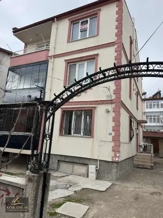 Kanlıca Mah.2+1 İçi Yapılı 90 Metrekare Satılık Daire