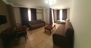 Antalyanın En Merkezi Noktası 100.yıl Bulvarında - Sakin Sessiz-hijyenik Evinizin Konforunda