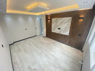 Acil Konak Zeytinlik Mahallesinde 2+1 85m2 Arakat Full Tadilatlı Satılık Daire