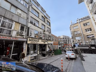 Acil Satılık Eminönün'de Gümüşhan'da Dükkan'lar