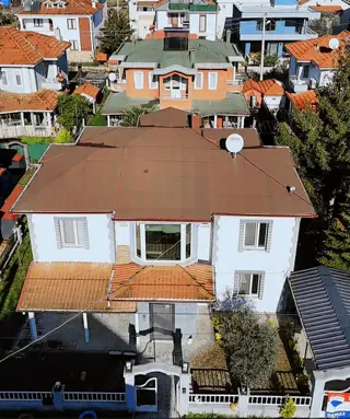 Remax Saraç'tan Engiz Sahile Yürüme Mesafeli Müstakil Villa !