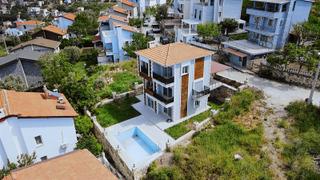 Donatkent'te Özel Havuzlu Deniz Manzaralı Tripleks Villa