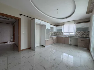 Havalanı Kavşağında Mükemmel 3+1 Daire